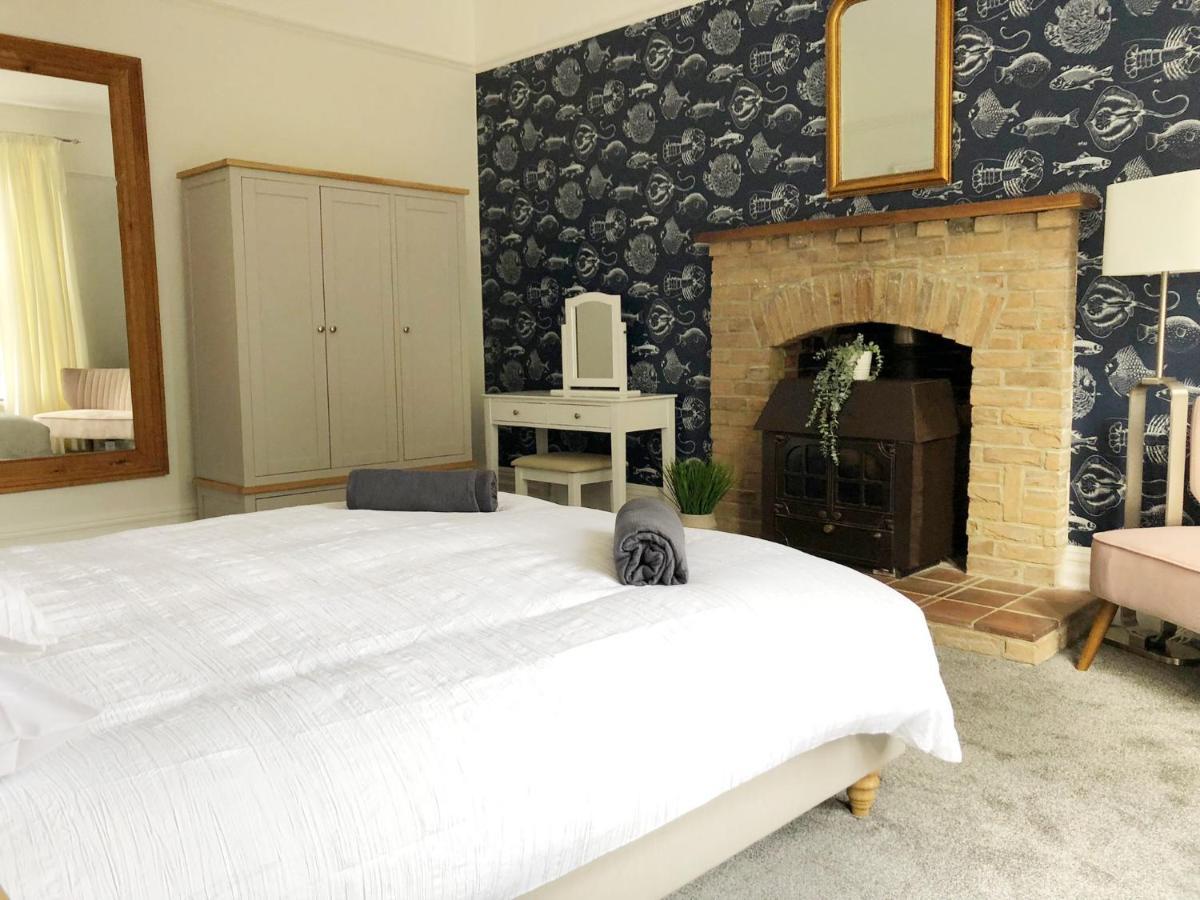 Summer Breeze. 3-Bed Apartment Close To The Beach Bournemouth Eksteriør billede